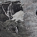Aussicht von der Turtmannhütte: Wasserfall im Turtmanngletscher.