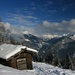 im Aufstiegsgraben zum Nösslachjoch mit schönem Blick zu den Tuxer Alpen