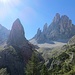 La Lista, a sinistra, e la Croda de Toni (Zwolferkofel o Cima Dodici )