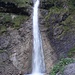 ein Wasserfall beim Walderlebnisweg