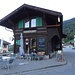 Das alte Bahnhofgebäude in Klosters Dorf wird als Kaffee betrieben