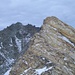 Die beiden Gipfel des Surettahorns. Treffende Namen: Punta Rossa und Punta Nera