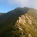 Qualche roccetta aggirabile a sinistra prima di giungere sul Monte Cerano.