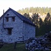 Corte d'Ardui, in ombra al mattino.