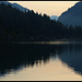 Morgenröte über dem See