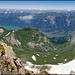 Auf dem Gipfel, Blick nach Brienz. Leider sind auf den Höhenzügen im Hintergrund wieder viele Raucher unterwegs, die rücksichtslos ihren Rauch in den Himmel paffen!