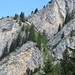 Schon ein wenig unterhalb der Alphütten ist der Zugang auf den Rücken des Wändlispitzes sichtbar.