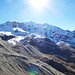 der weitere Horizont präsentiert sich prächtig, die Sonne über dem Weissmies