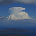 Gespensterwolke "Nasenbär" über der Halbinsel Calamita / nuvola di fantasma tipo "nasua" sopra la penisola di Calamita