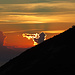 Ometti di nuvole al cielo al tramonto / Wolkenmännchen bei Sonnenuntergang am Himmel