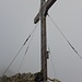 das mächtige Gipfelkreuz vom Roßkopf