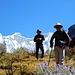 Salendo con lo Huascaran alle spalle