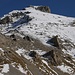 Blick von der Cabane du Fenestral (2435m) auf die obere Gipfelflanke vom Six du Doe (2722m). Bei schönem Wetter hätten wir den Berg noch am nächsten Tag bestiegen.