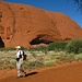Faccio il periplo di Uluru.
