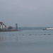 Eine Bodenseefähre verlässt Friedrichshafen.