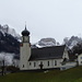 Die Kirche von Schwende - über dem Dach thront das kleine, kecke Bogartenmannli 