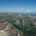 Blick nach Norden ins Allgäu, rechts Höfats und Kl. Wilder