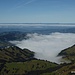 Marbach (LU) unter und das Marbachegg über den Wolken.