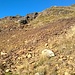 Particolare cambiamento di colore nelle rocce e ambiente molto suggestivo nei pressi della Miniera di Nichelio 1874 mt.
