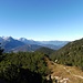 Rückblick auf den Wörnersattelweg; links Wettersteingebirge, heute ohne Wolkenvorhang.