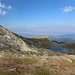 Unterwegs an den Sieben Rila-Seen / Седемте рилски езера - Hier oberhalb des Sees Ezero Gorna panitsa / Езеро Горна паница. Hinten lugt auch der schattige Gipfel des Haramiyata / Харамията heraus (links). 