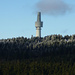 Der 73m hohe ehemalige Fernmeldeturm auf dem Gipfel des Schneebergs