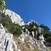 Man klettert durch die Felsen in der Mitte des Bildes hinauf und quert anschliessend auf der Nordseite zum Gipfel.