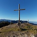 Das inzwischen einsame Gipfelkreuz auf dem Schönberg