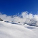 Mit zunehmendem Aufstieg wird es immer winterlicher. Im Hintergrund ein Ausläufer der nördlichen Alpsteinkette um den Neuenalpspitz.