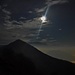 rischiara la notte