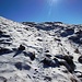 Sottile velo di neve sul sentiero verso la Bocchetta di Golla