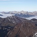 die Tannheimer Berge ragen aus dem Nebelmeer