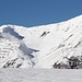 <b>Val Canariscio e [http://www.hikr.org/tour/post108181.html  Pizzo Canariscio].<br />L'ultimo tratto della valletta prima di raggiungere il culmine ha una pendenza di 35°-37°.</b>
