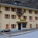 Ausgangspunkt der Seehornbesteigung ist der zu Simplon gehörende Weiler Gabi (1228m). Das Hotel hat schon bessere Zeiten gesehen und ist geschlossen.