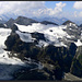 Eindrückliches Gipfelpanorama (von rechts: Chaiserstuel, Ruchstock, Engelberger Rothorn, Wissigstock).