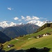 Blick aus dem Navisertal hinüber zu den Stubaier Alpen