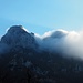 Il Monte Forato, la nostra destinazione per domani, avvolto dalle nubi.