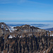 Blick über die Nordwestflanke des Justistals aufs Nebelmeer bei Bern