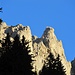 Morgensonne am dolomitenhaft wirkenden Widderfeld-Massiv