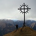 Das riesige Gipfelkreuz auf der Kohlbergspitze