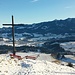 Das Sondersdorfer Kreuz steht nicht ansatzweise auf einem Gipfel - trotzdem ist es ein schöner Aussichtspunkt