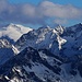 Schwarzhoren (2927,7m): <br /><br />Gipfelaussicht auf die Urner Alpen mit Sustenhorn (3503m), Mittler- (3311m) und den Hinter Tierberg (3447m). Es ist noch interessant dass der Gipfel zwischen Mittler- und Hinter Tierberg meistens als „Hinter Tierberg“ beschrieben wird obwohl es eigentlich nur um den 3443,5m hohen Nordgipfel des Hinteren tierberges handelt. Auf dem Foto ist dieser Nordgipfel auch viel markanter als der eigentliche Hauptgipfel.