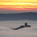 La Rocca di Angera emerge dalla nebbia(foto fatta dall'autostrada)