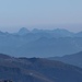 Vom fernen Adamello, Bernina und Triglav geht der Blick bis zum heimatlichen Mangfallgebirge um den Wendelstein.