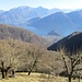 salendo verso l'Alpe Boffalora : vista sul Lago