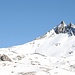 <b>Veduta sulla [http://www.hikr.org/tour/post108325.html  Gönerlilücke (2741 m)] e sul Pizzo Nero (2904 m).</b>