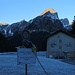 Richtig kalt in der Obersee-Mulde, doch der Obersee-Postkartenberg hat schon Sonne