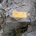 Segnavia di colore giallo fino a MORGA (820 mt.) quindi poi bianco-rosso (GR52) da Morga a COLLA BASSA (1108 mt.), infine ancora di colore giallo da Colla Bassa alla vetta del monte GRAMMONDO (1377 mt.)