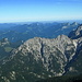 Hintergrund: Chimgauer Berge incl. Sonntagshorn, <br />Vordergrund re. Stadelhorn und Mühlsturzhorn