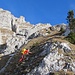 ... und hier im sehr brüchigen Gestein weiter ...